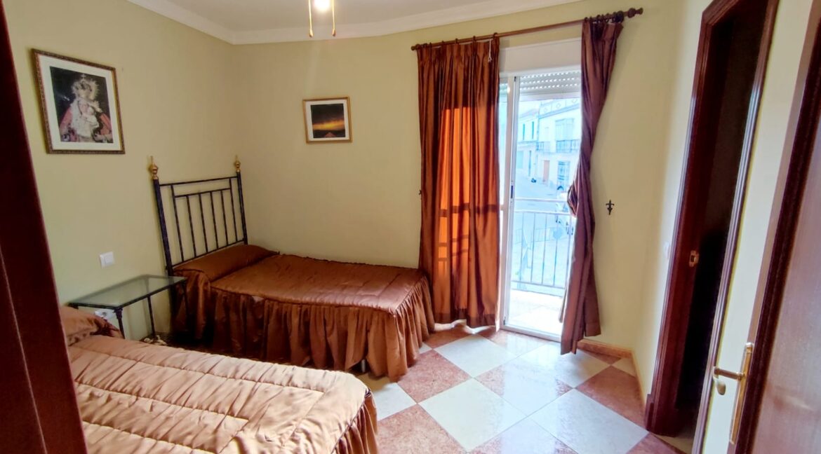 Imagen de WhatsApp 2025-11-12 a las 12.07.41_b14b344b